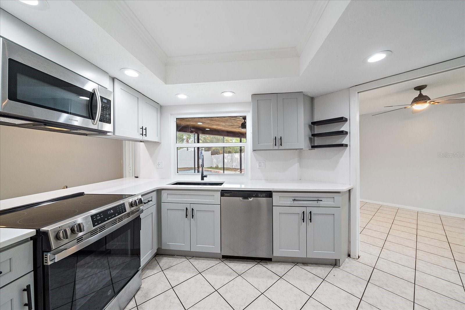 Image 7 of 38 For 6416 Samoa Drive