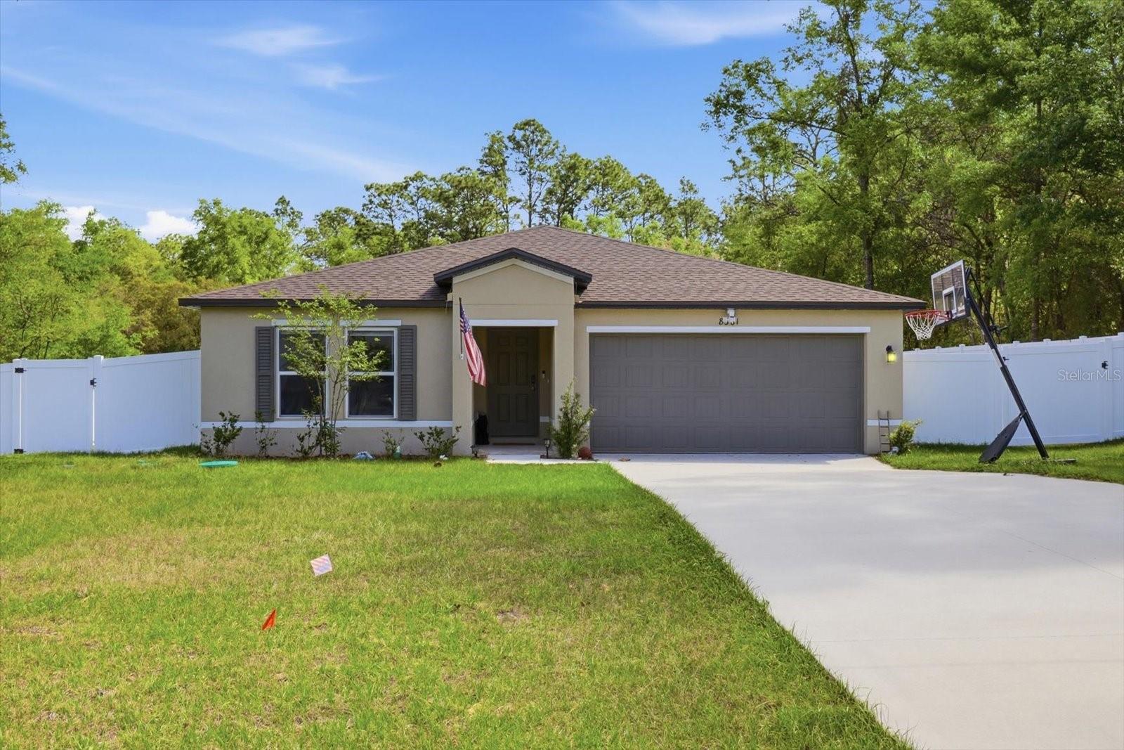 Image 5 of 39 For 8361 Elkcam Boulevard