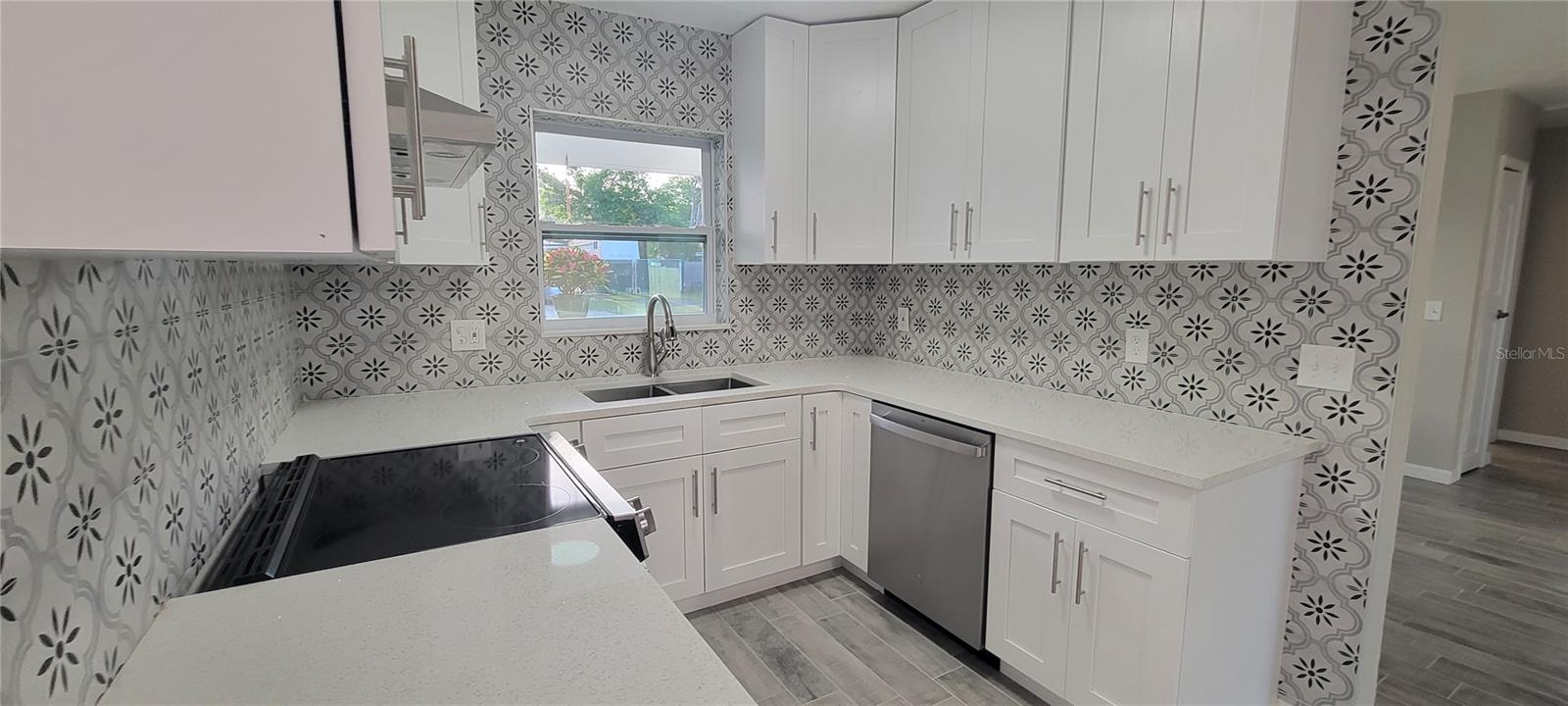 Image 3 of 12 For 5308 6th Street E