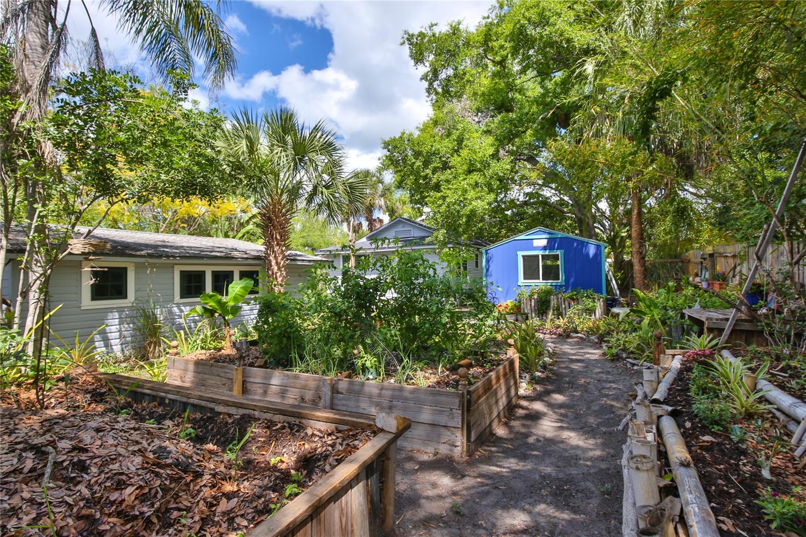Image 49 of 66 For 708 42nd Street
