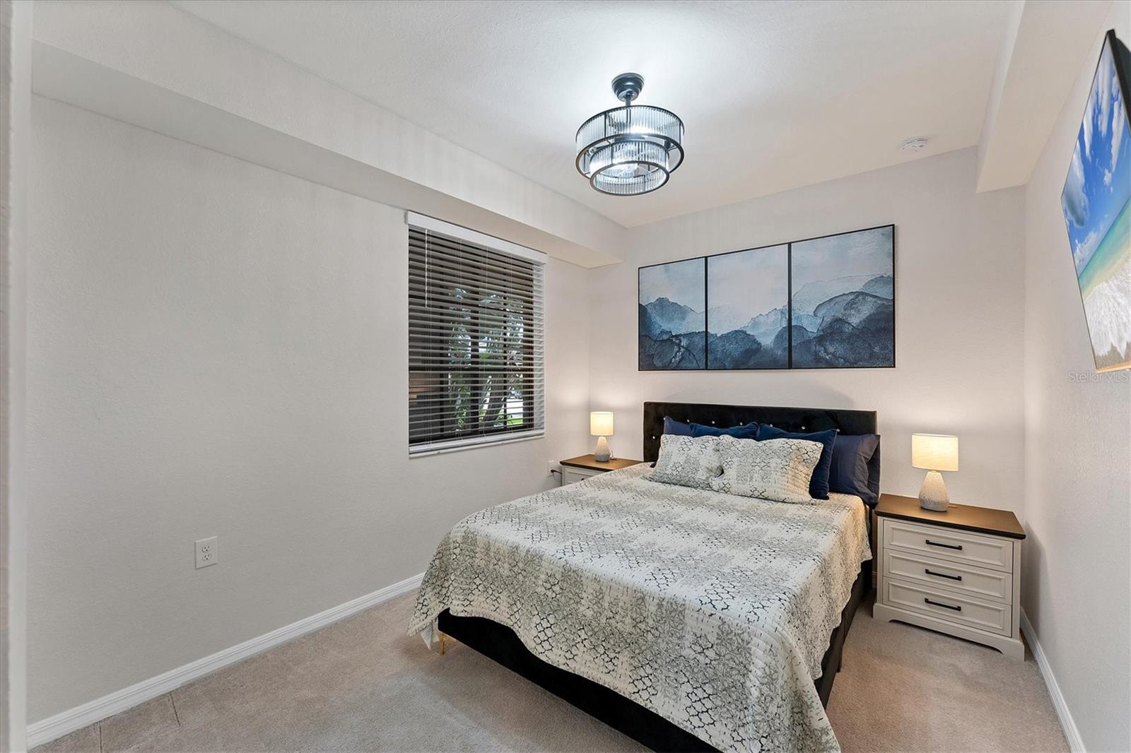 Image 21 of 57 For 17704 Gawthrop Drive 102