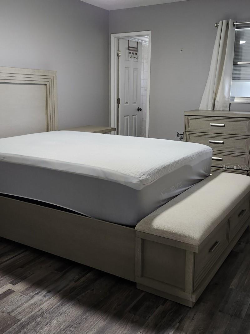 Image 11 of 12 For 1819 Shore Drive S 217