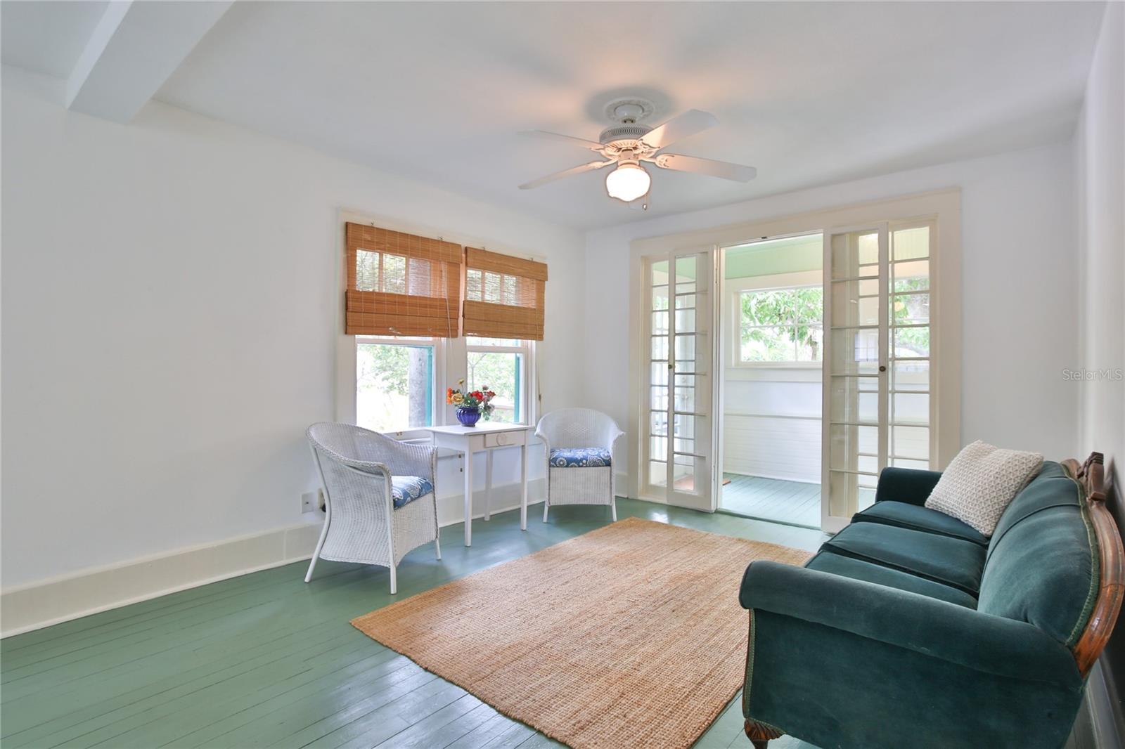 Image 11 of 66 For 708 42nd Street