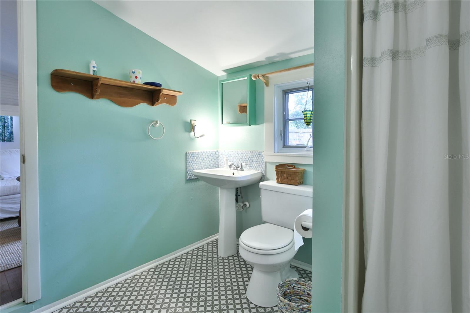 Image 44 of 66 For 708 42nd Street