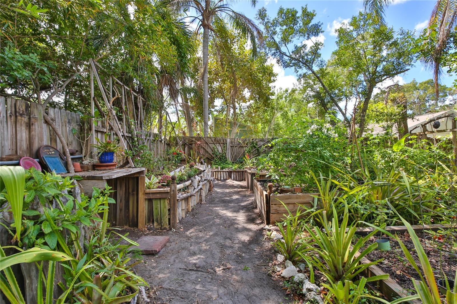 Image 48 of 66 For 708 42nd Street