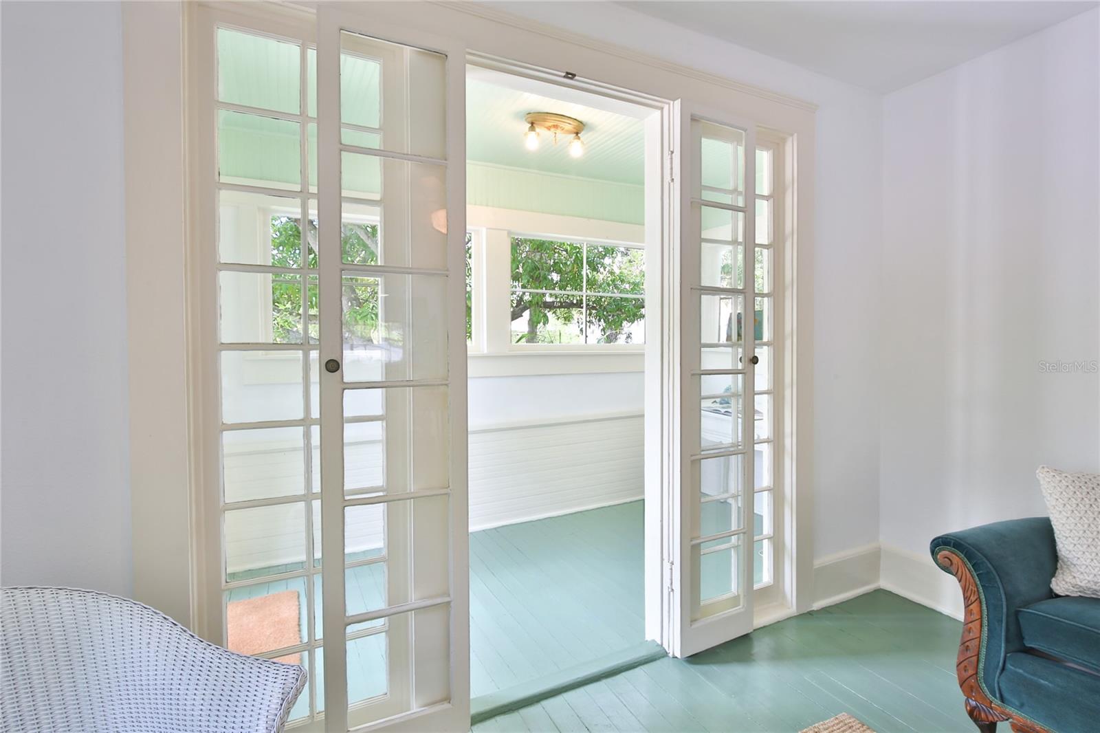 Image 9 of 66 For 708 42nd Street