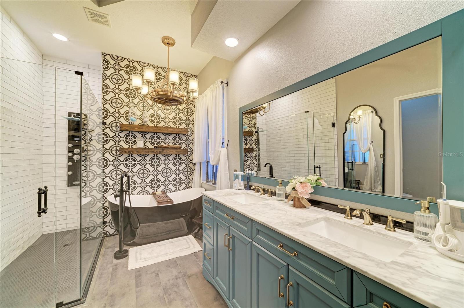 Image 22 of 52 For 8014 Snowy Egret Place