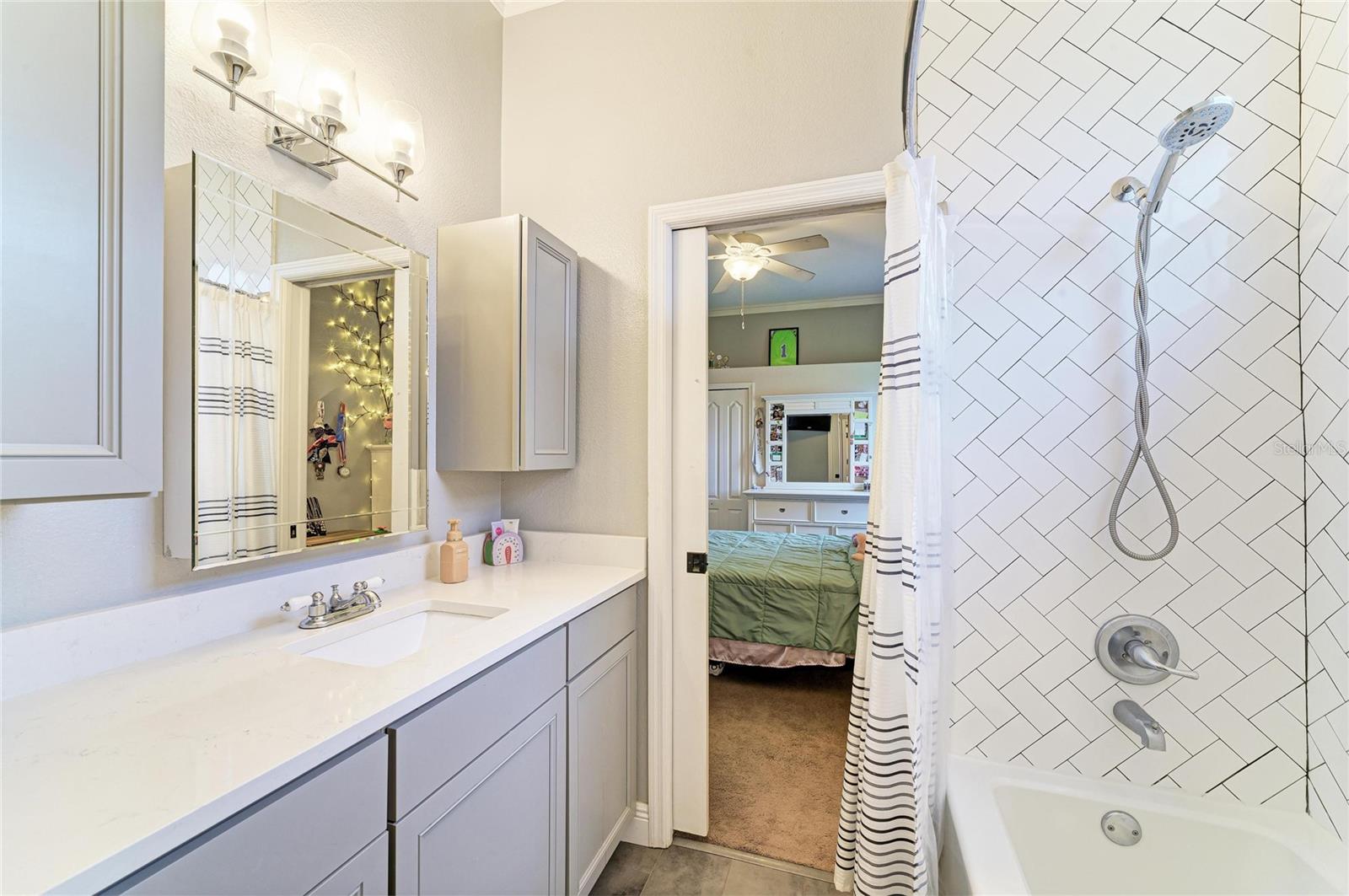 Image 27 of 52 For 8014 Snowy Egret Place