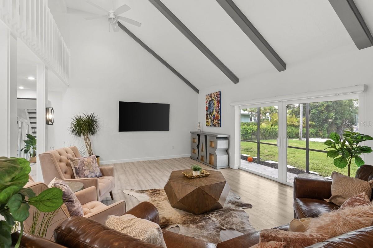 Image 14 of 49 For 765 Siesta Key Circle