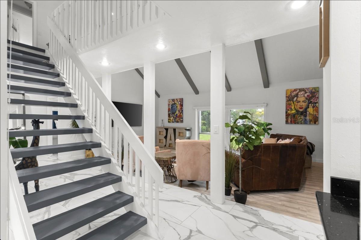 Image 18 of 49 For 765 Siesta Key Circle