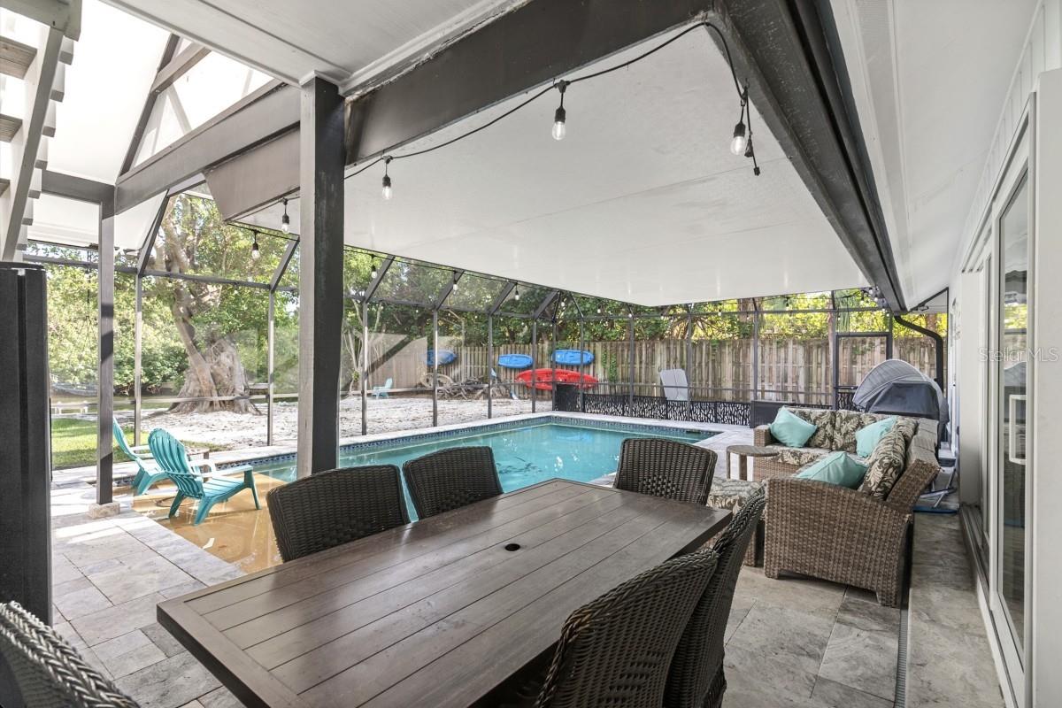 Image 41 of 49 For 765 Siesta Key Circle