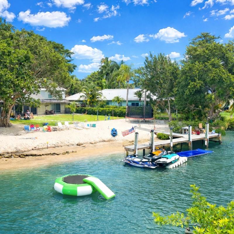 Image 47 of 49 For 765 Siesta Key Circle