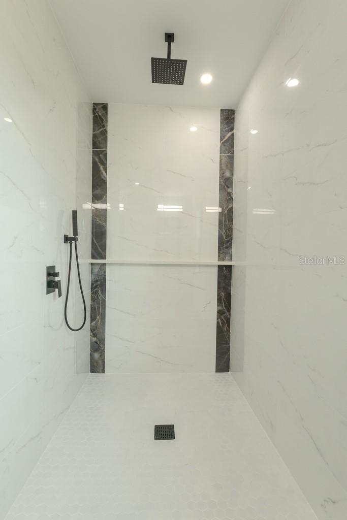 Image 13 of 22 For 5438 Sylvania Avenue