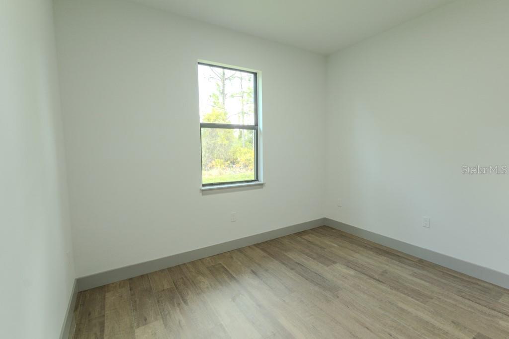 Image 16 of 22 For 5438 Sylvania Avenue