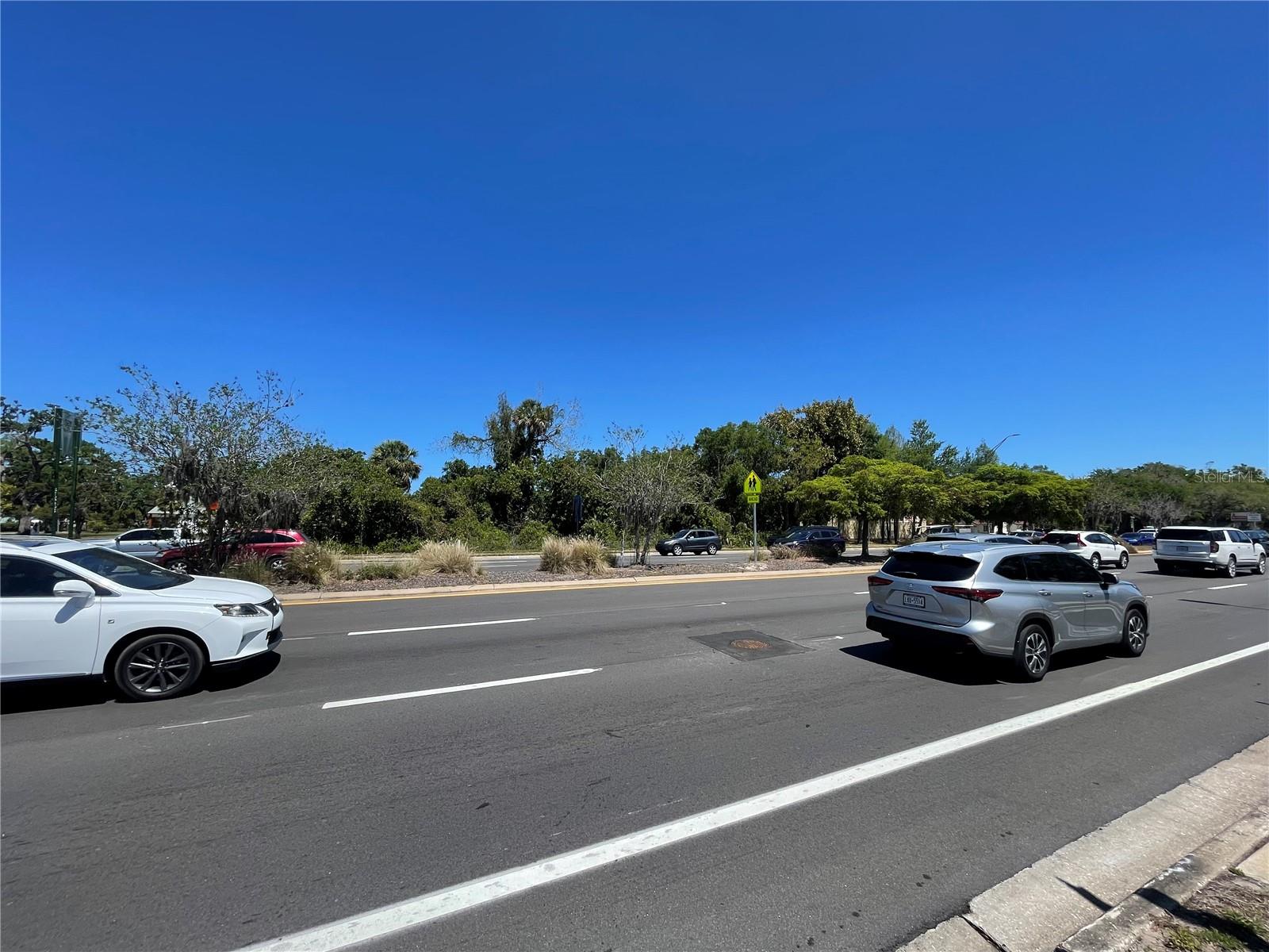 Image 2 of 5 For 1519 Manatee Avenue E