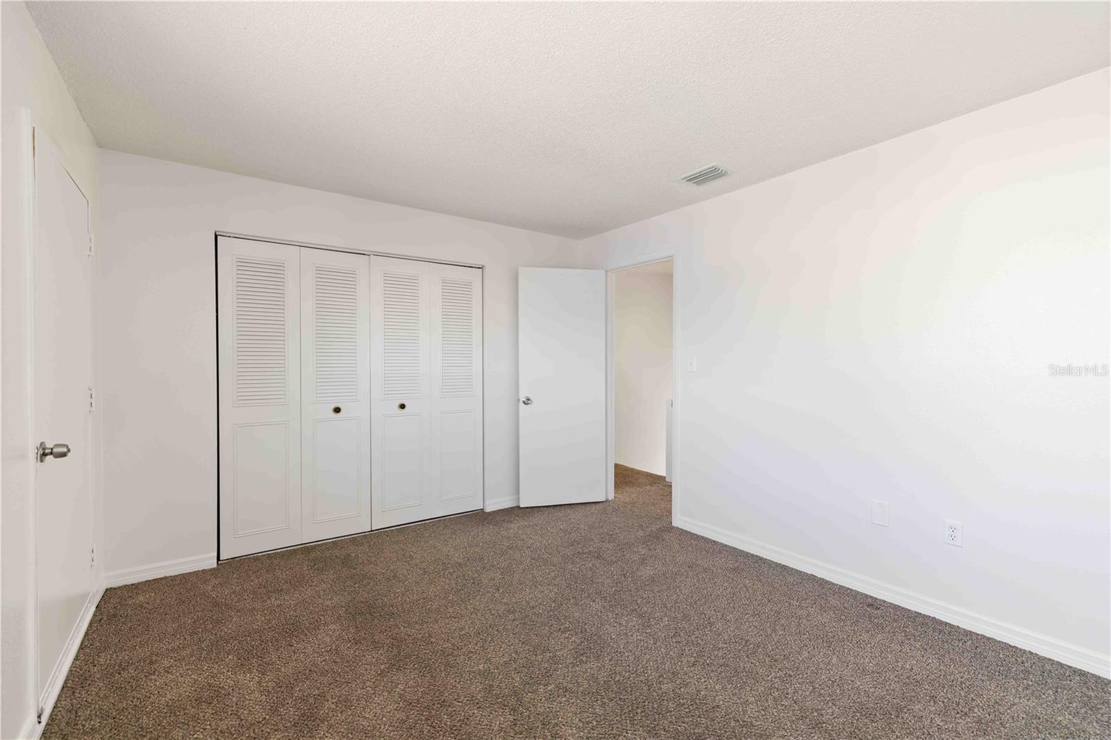 Image 17 of 32 For 3569 Bee Ridge