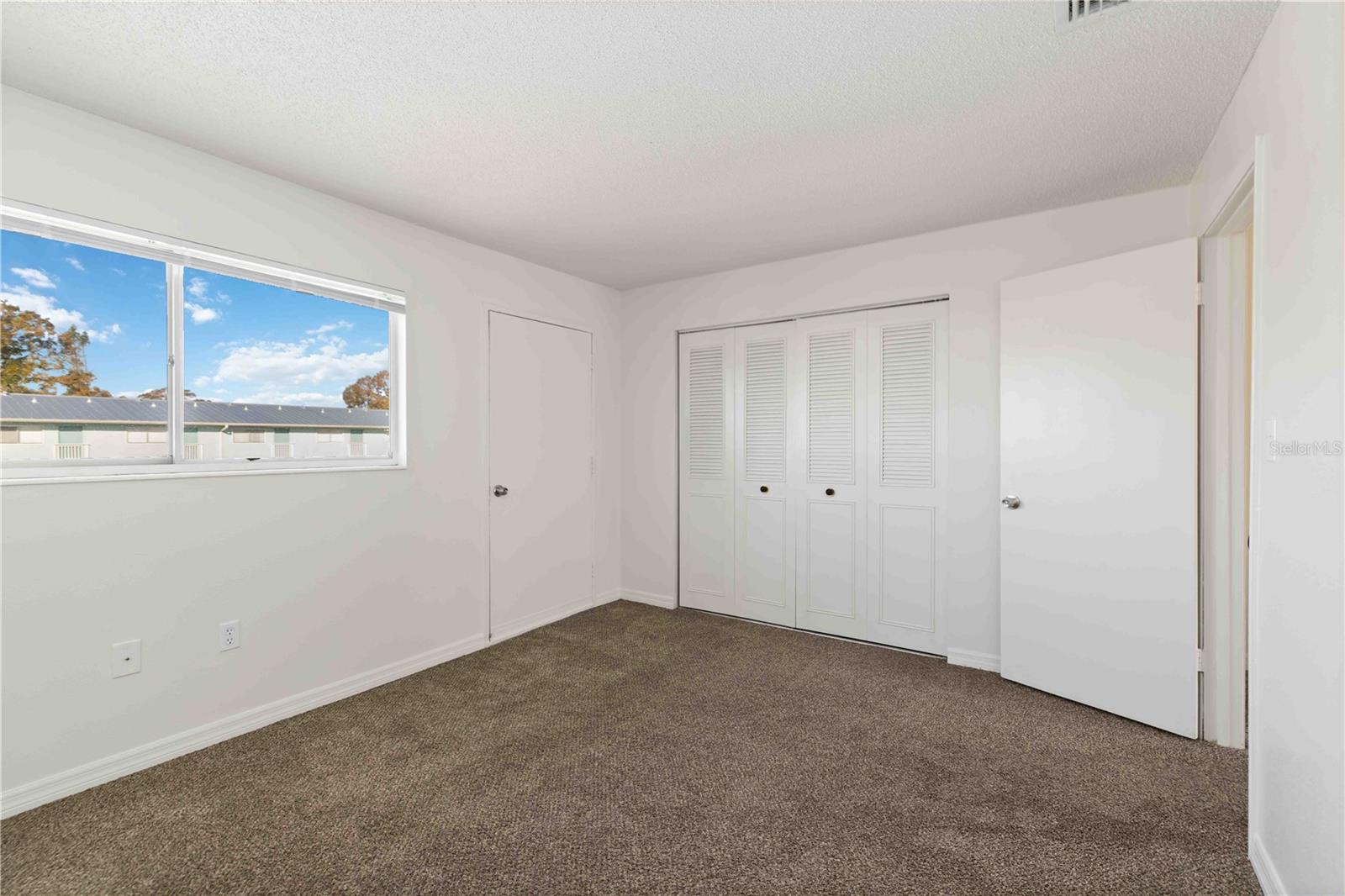 Image 18 of 32 For 3569 Bee Ridge