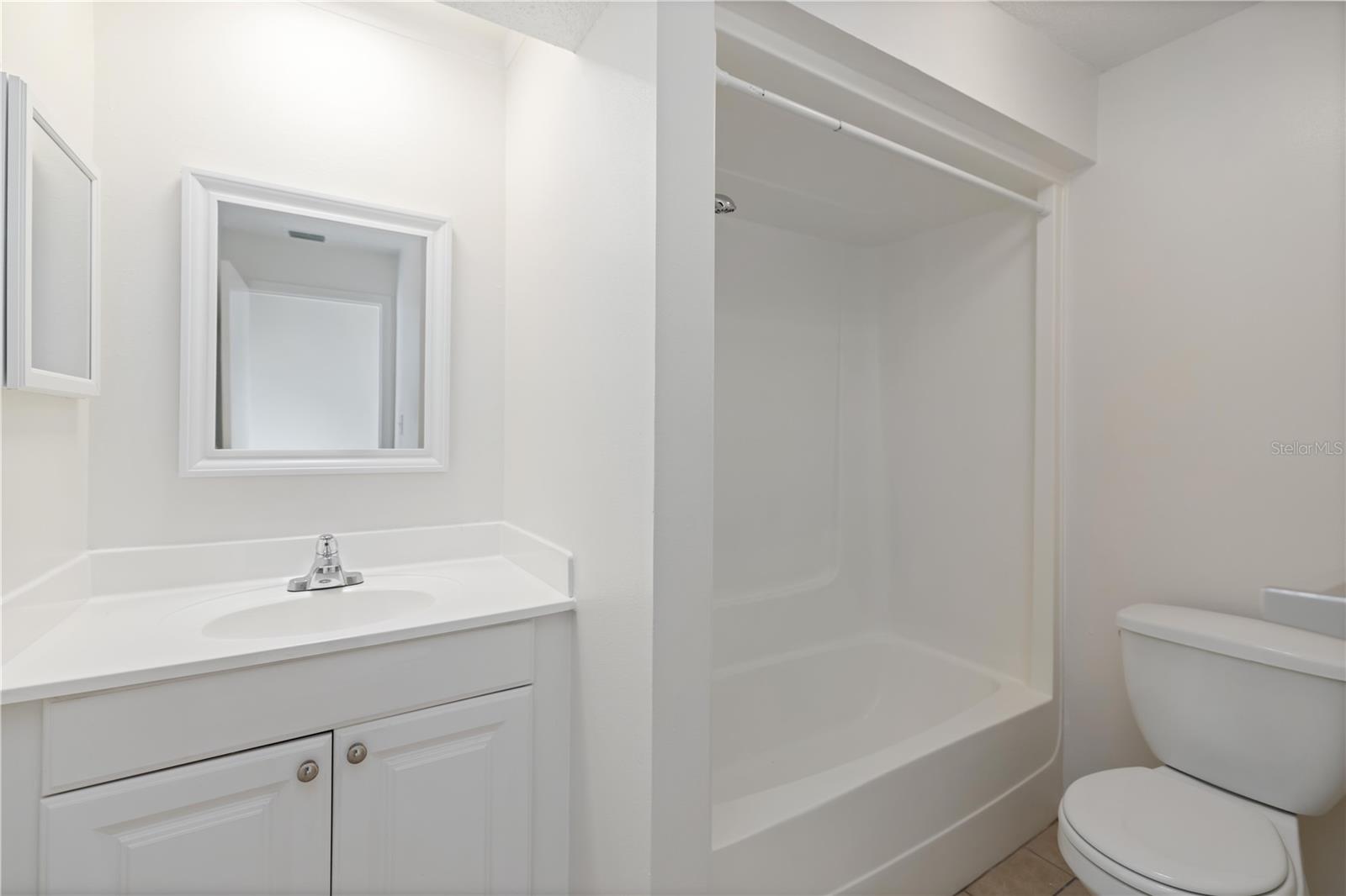 Image 20 of 32 For 3569 Bee Ridge