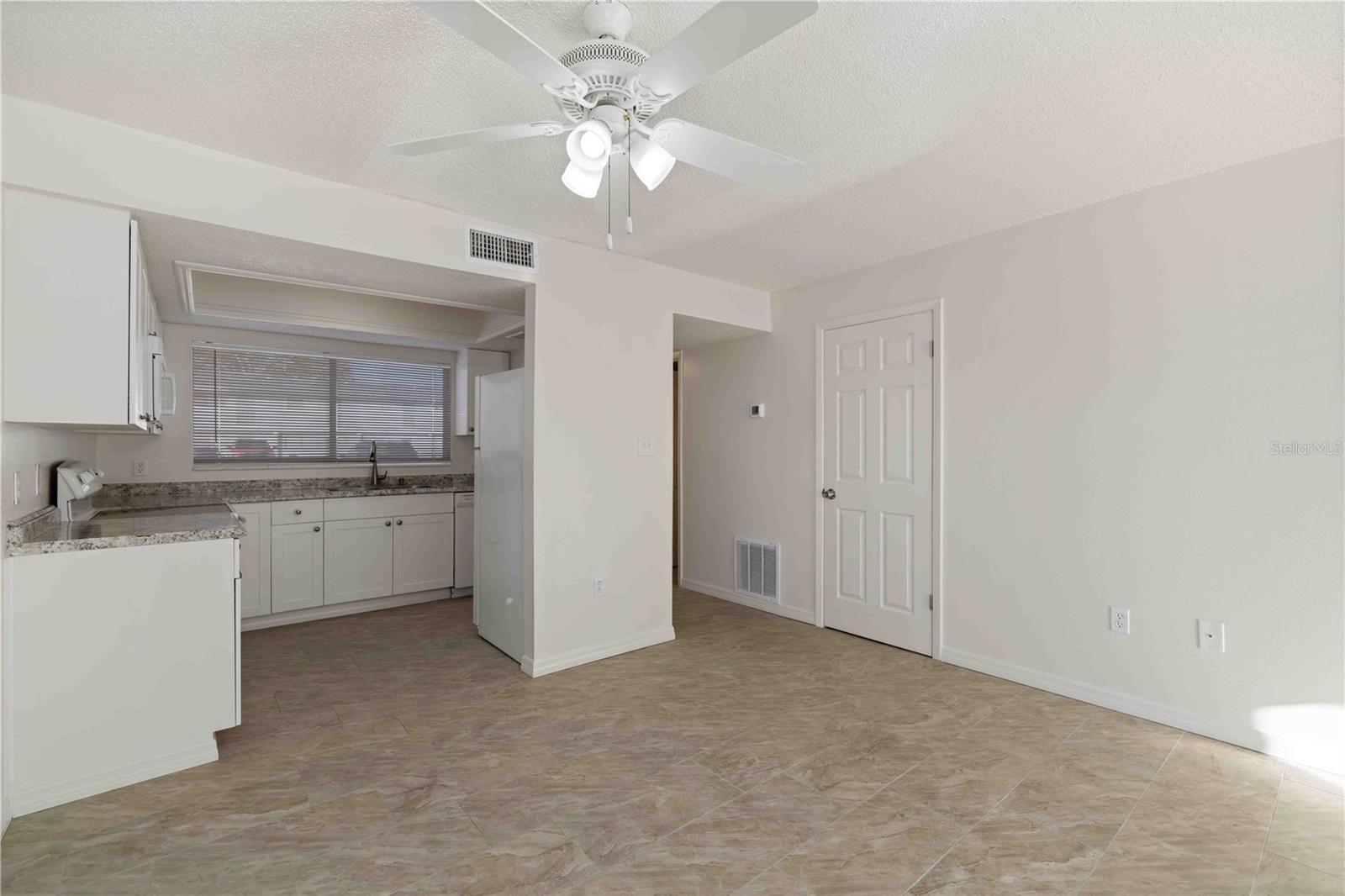 Image 4 of 32 For 3569 Bee Ridge