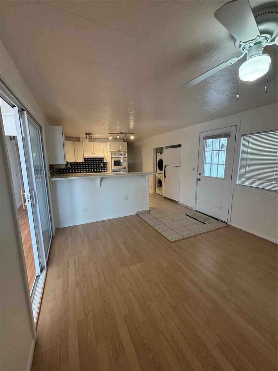 Image 6 of 17 For 5236 Kenwood Avenue