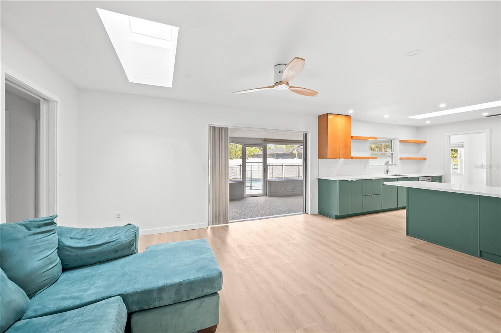 Image 19 of 40 For 1404 64th Street Nw