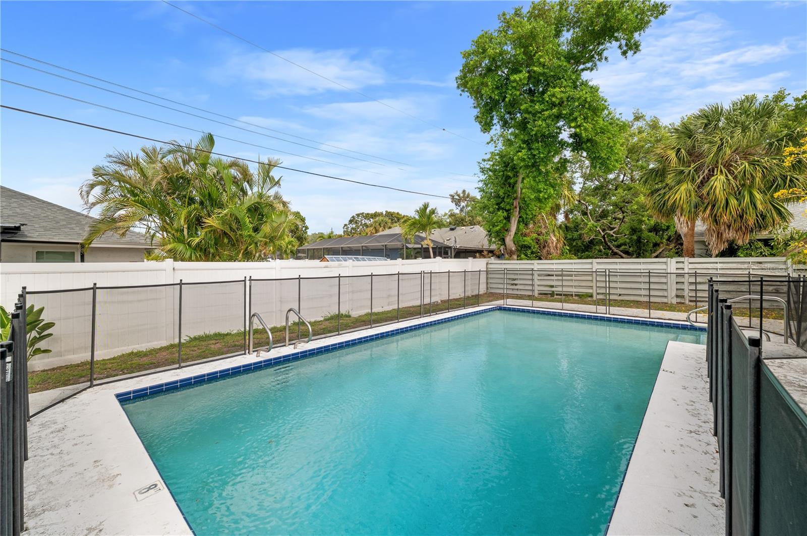 Image 27 of 40 For 1404 64th Street Nw