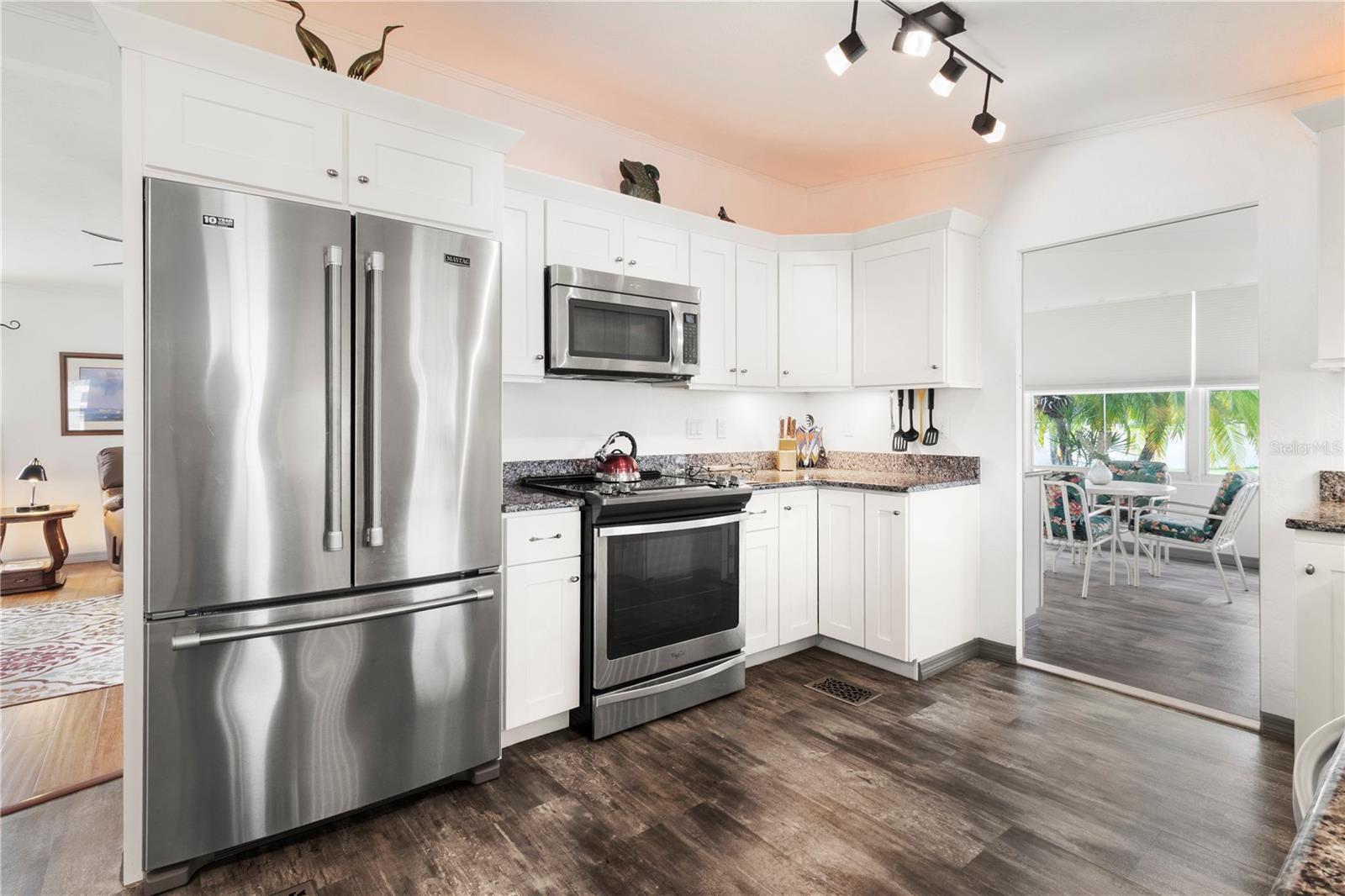 Image 11 of 52 For 117 Heron Court