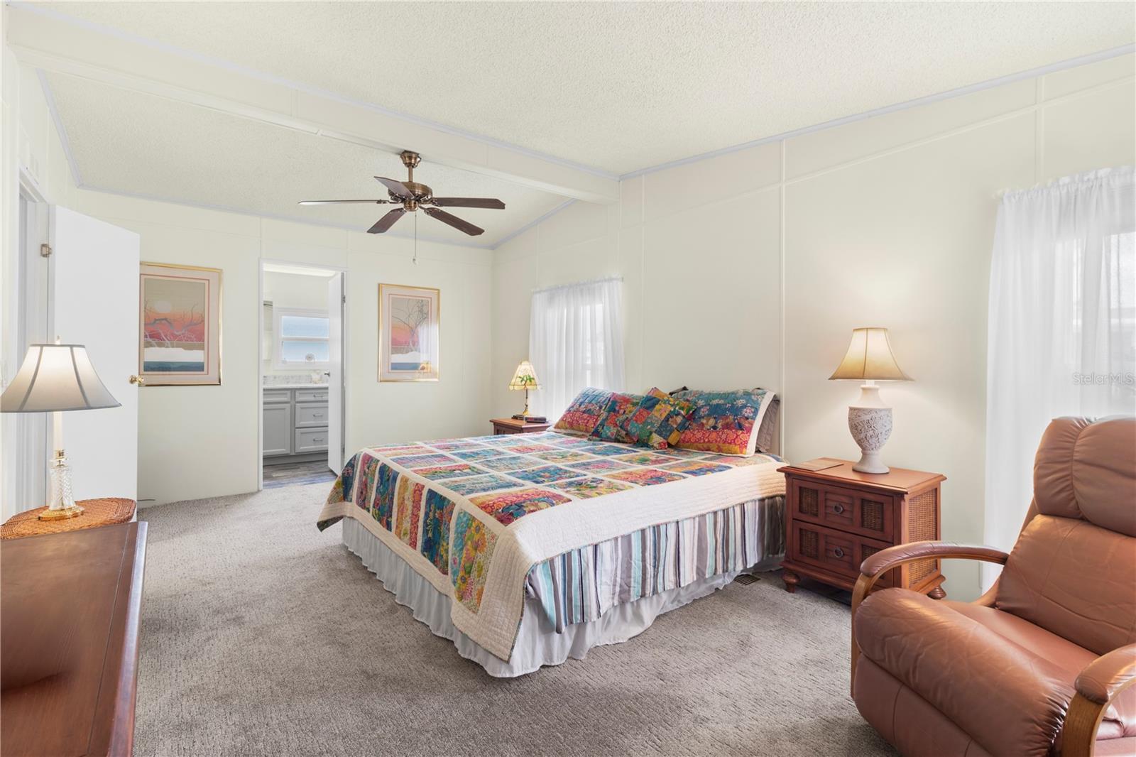 Image 22 of 52 For 117 Heron Court