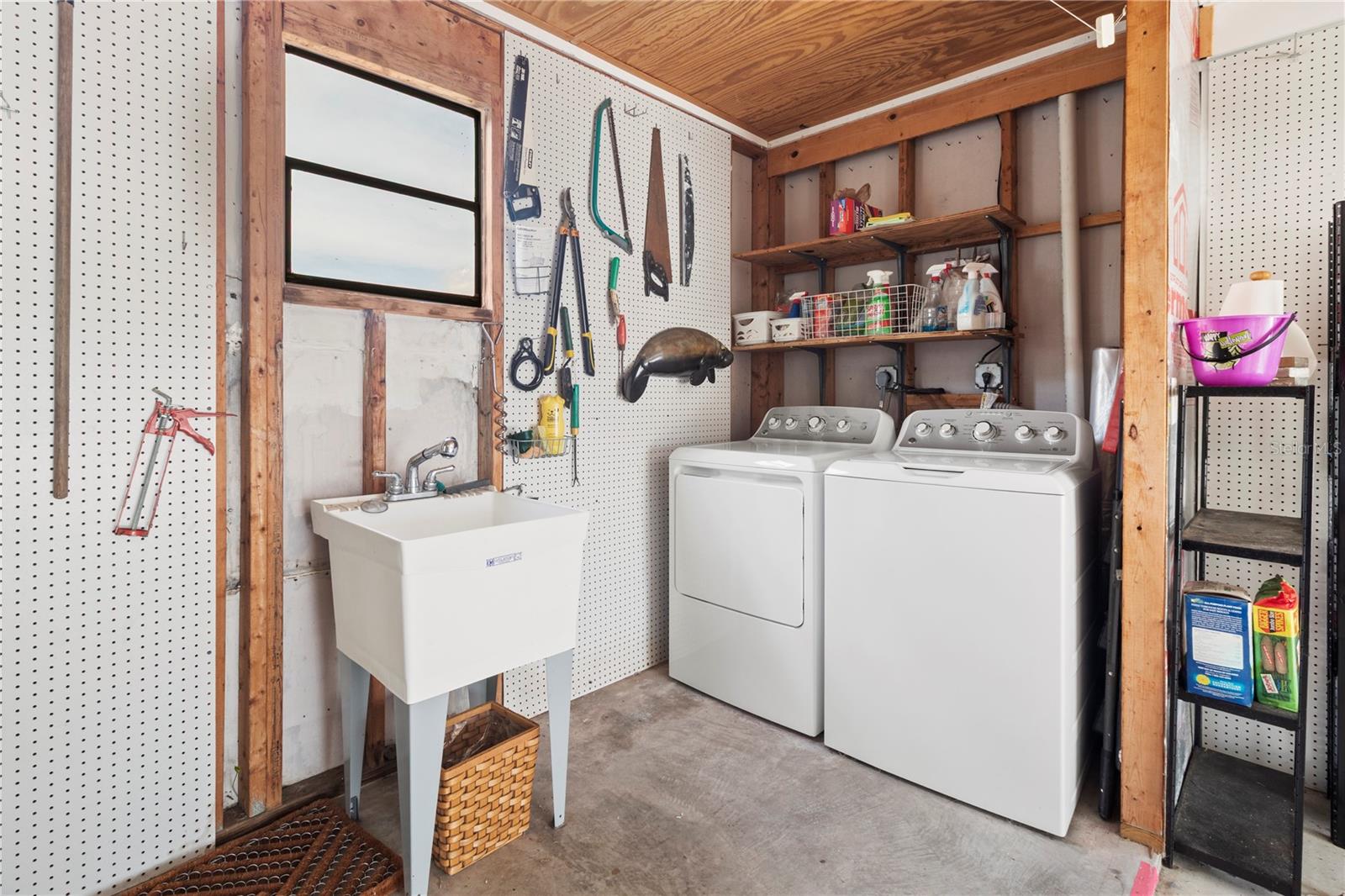 Image 29 of 52 For 117 Heron Court