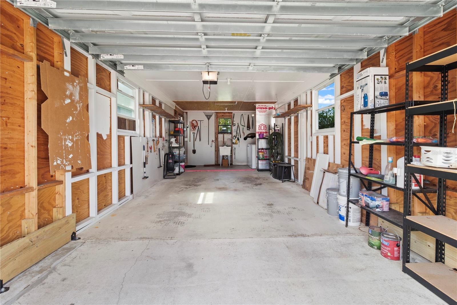 Image 30 of 52 For 117 Heron Court