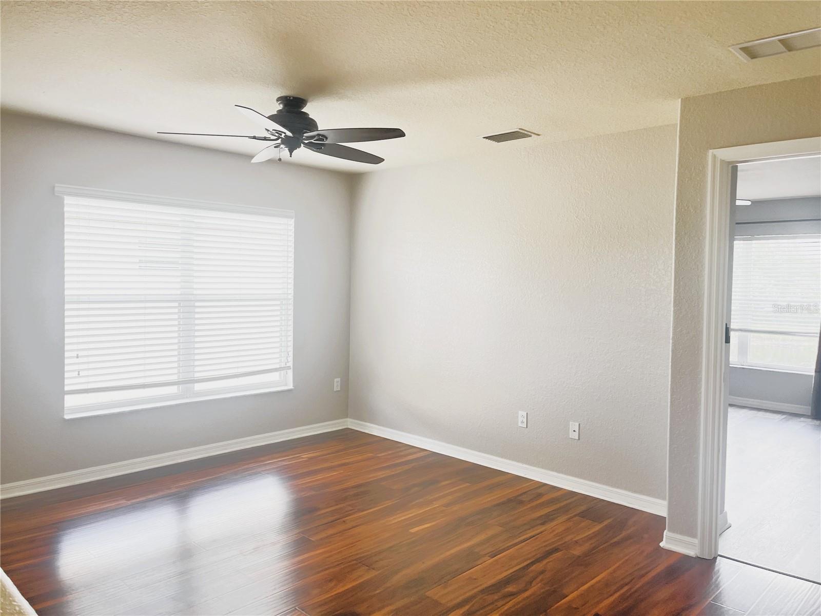 Image 15 of 45 For 7109 Chatum Light Run