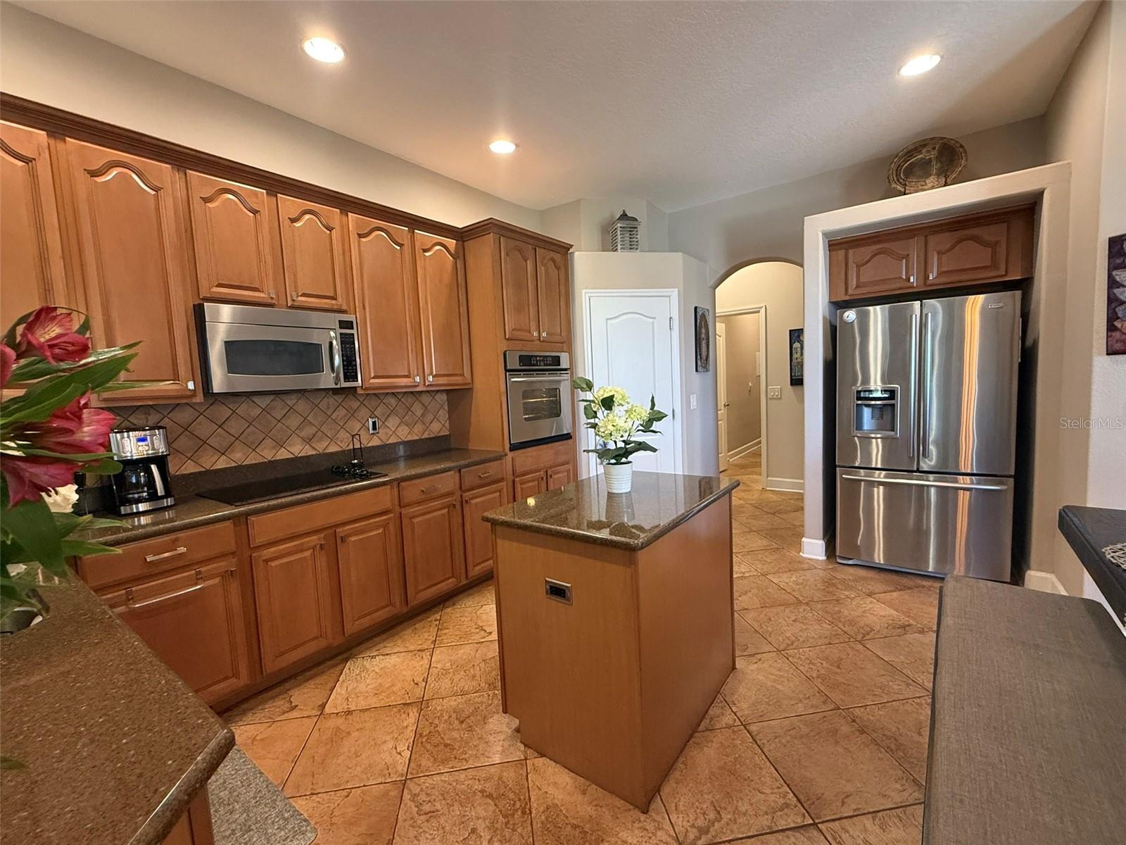 Image 18 of 34 For 4316 70th Avenue E