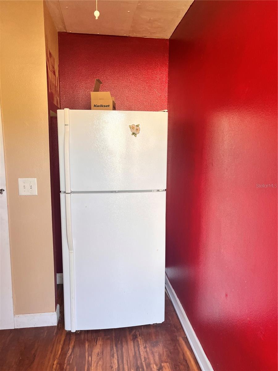 Image 25 of 42 For 1015 12th Street W