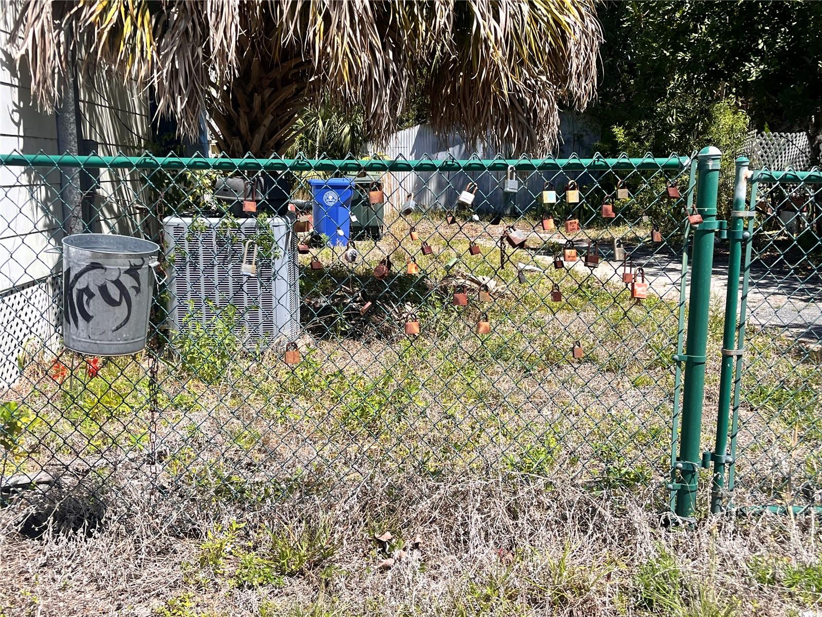 Image 39 of 42 For 1015 12th Street W