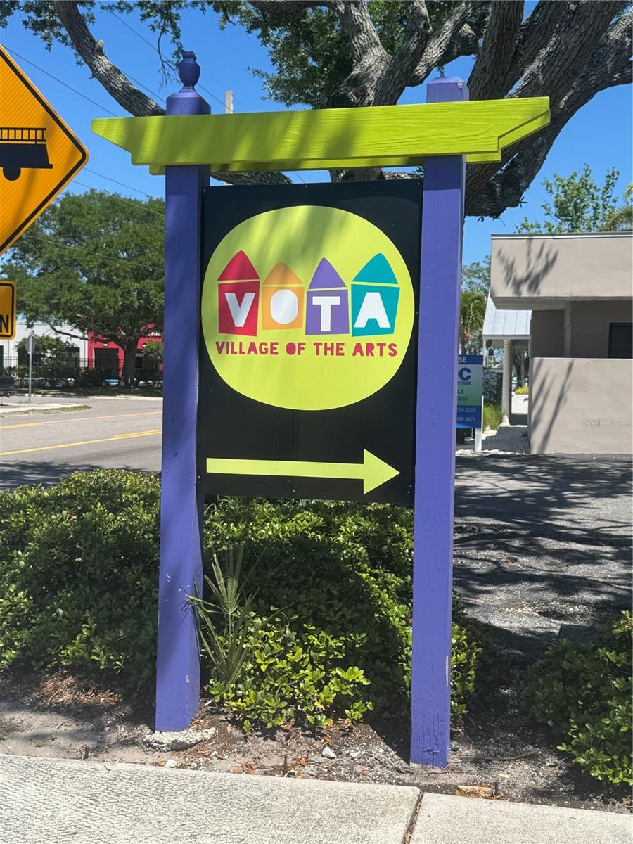 Image 5 of 42 For 1015 12th Street W