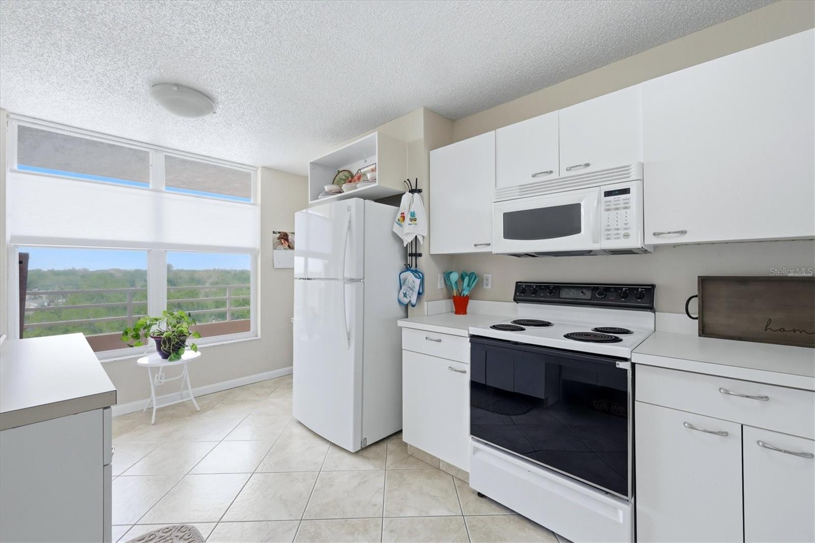 Image 22 of 56 For 3740 Pinebrook Circle 604