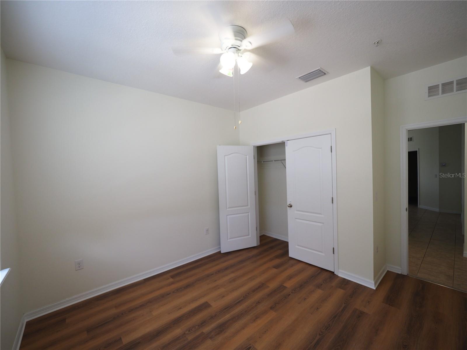 Image 30 of 32 For 8140 Enclave Way 101