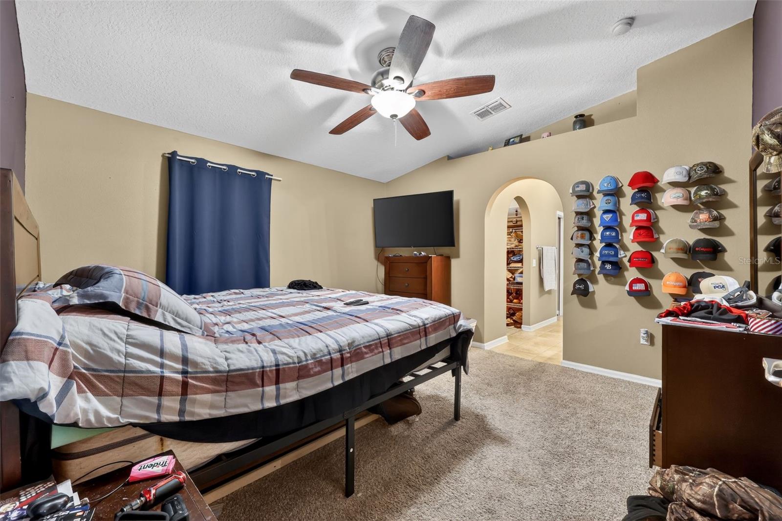 Image 21 of 31 For 321 Squires Grove Drive