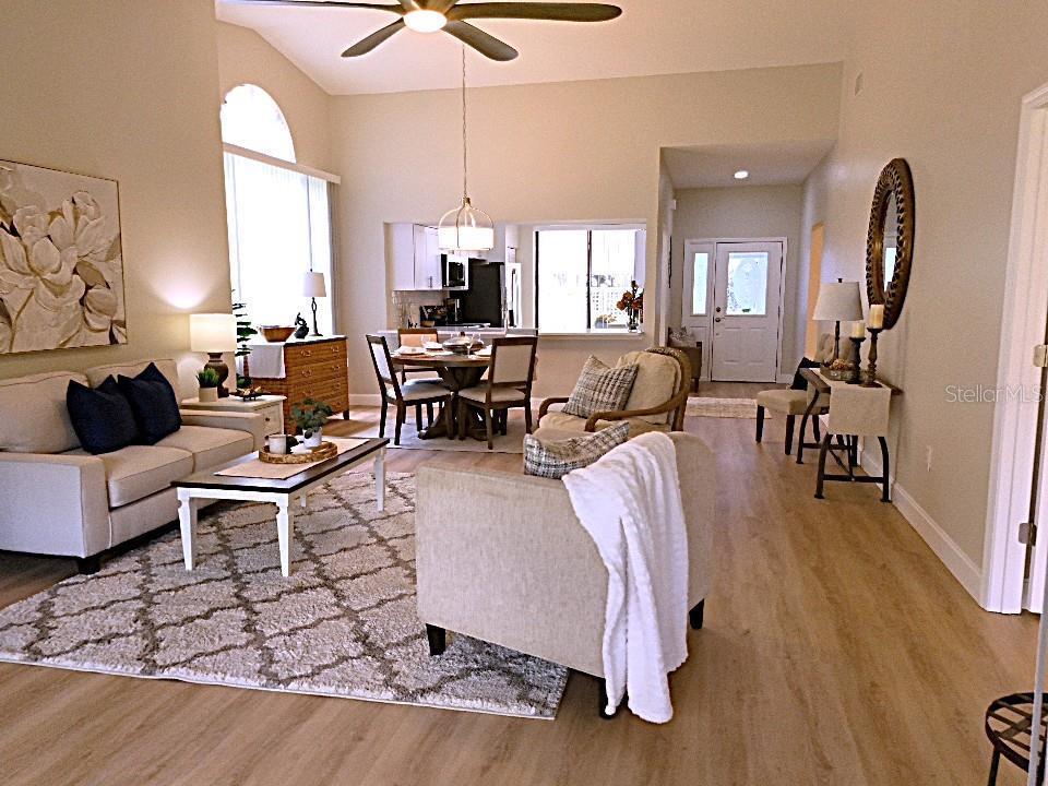 Image 22 of 82 For 5525 Hampstead Heath  43