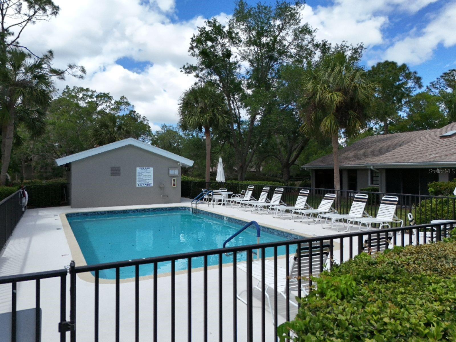 Image 43 of 82 For 5525 Hampstead Heath  43