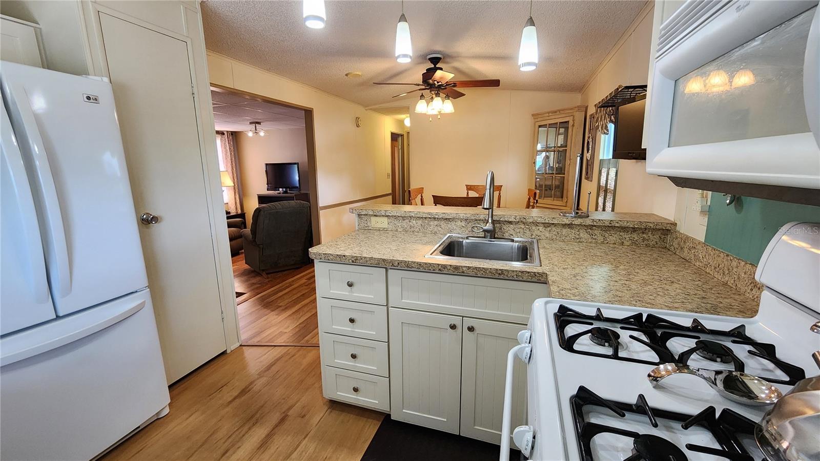 Image 13 of 52 For 3300 26th Avenue E 102