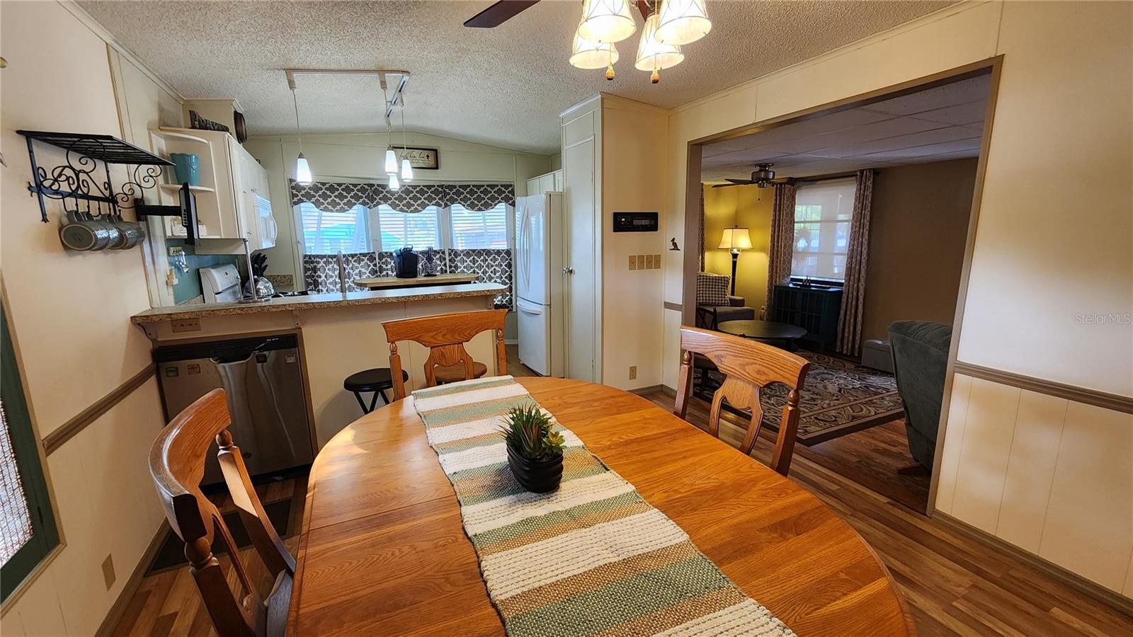 Image 16 of 52 For 3300 26th Avenue E 102