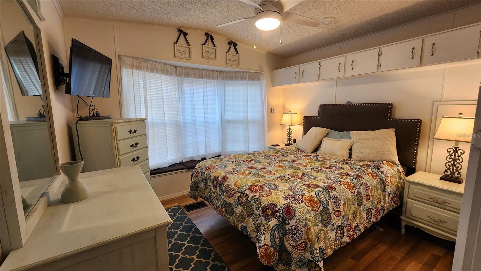 Image 22 of 52 For 3300 26th Avenue E 102