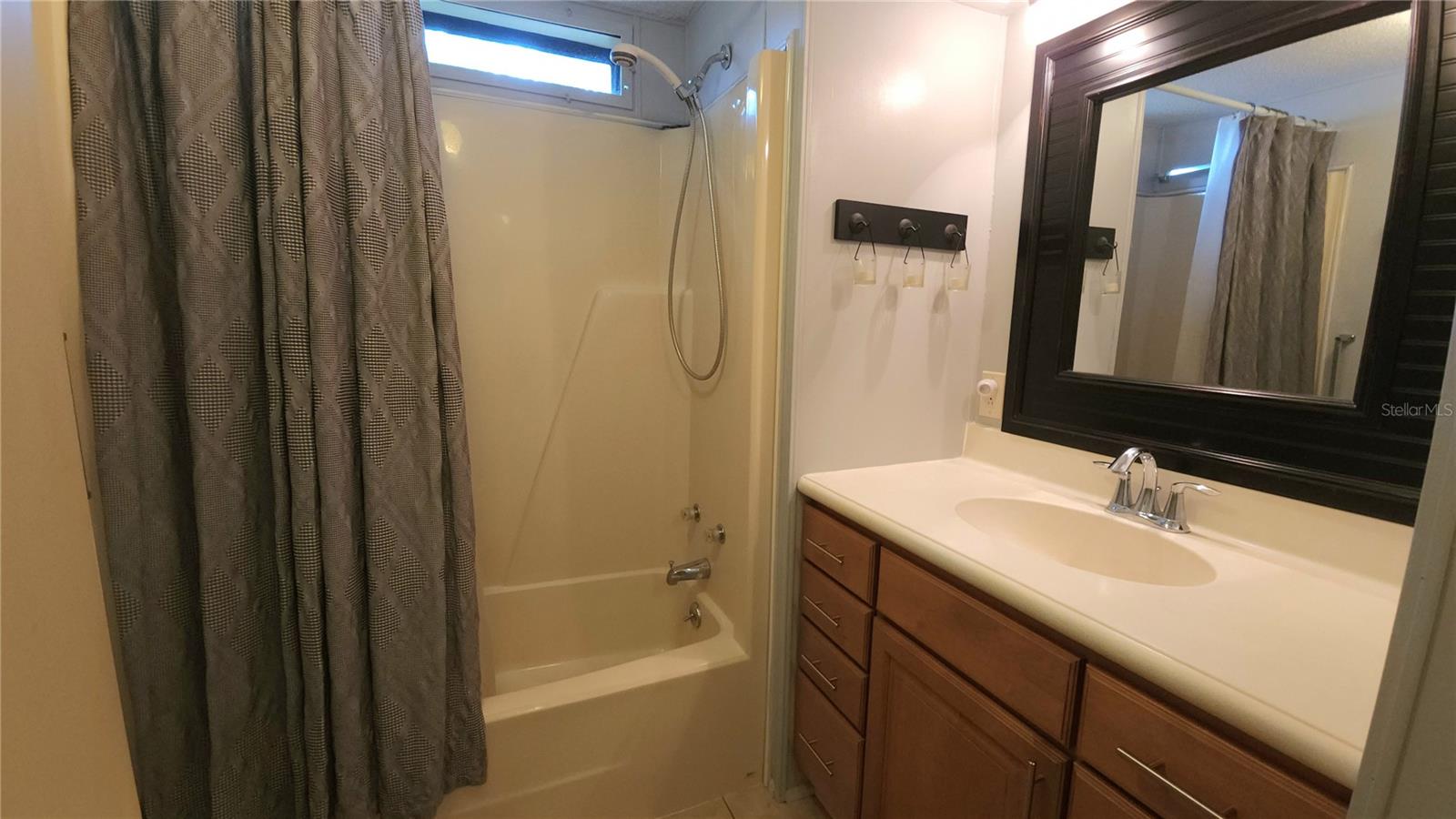 Image 23 of 52 For 3300 26th Avenue E 102