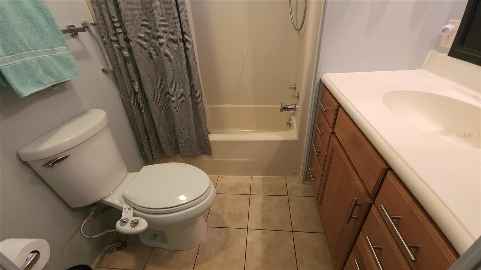 Image 25 of 52 For 3300 26th Avenue E 102