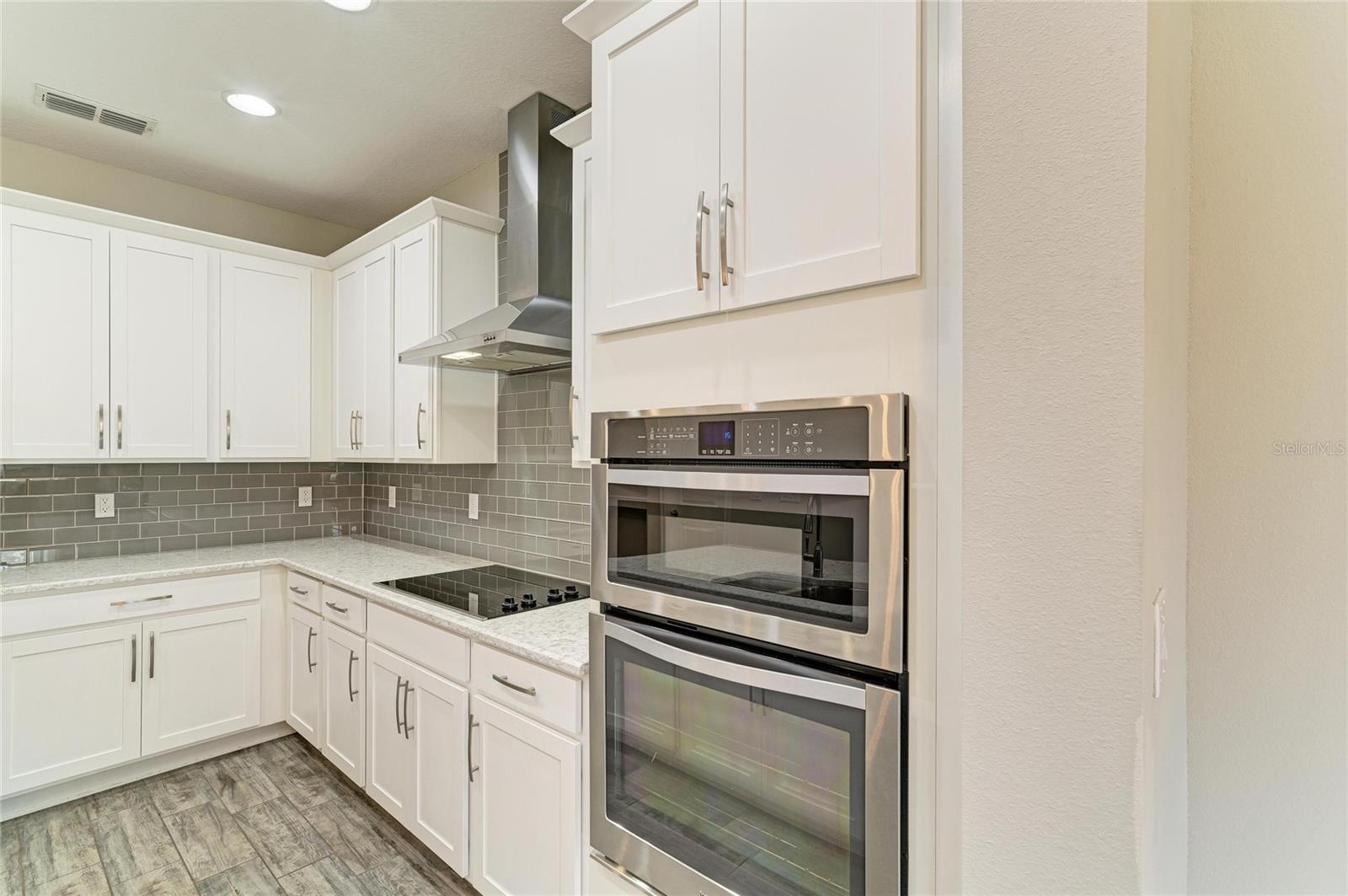 Image 10 of 50 For 11607 Brookside Drive