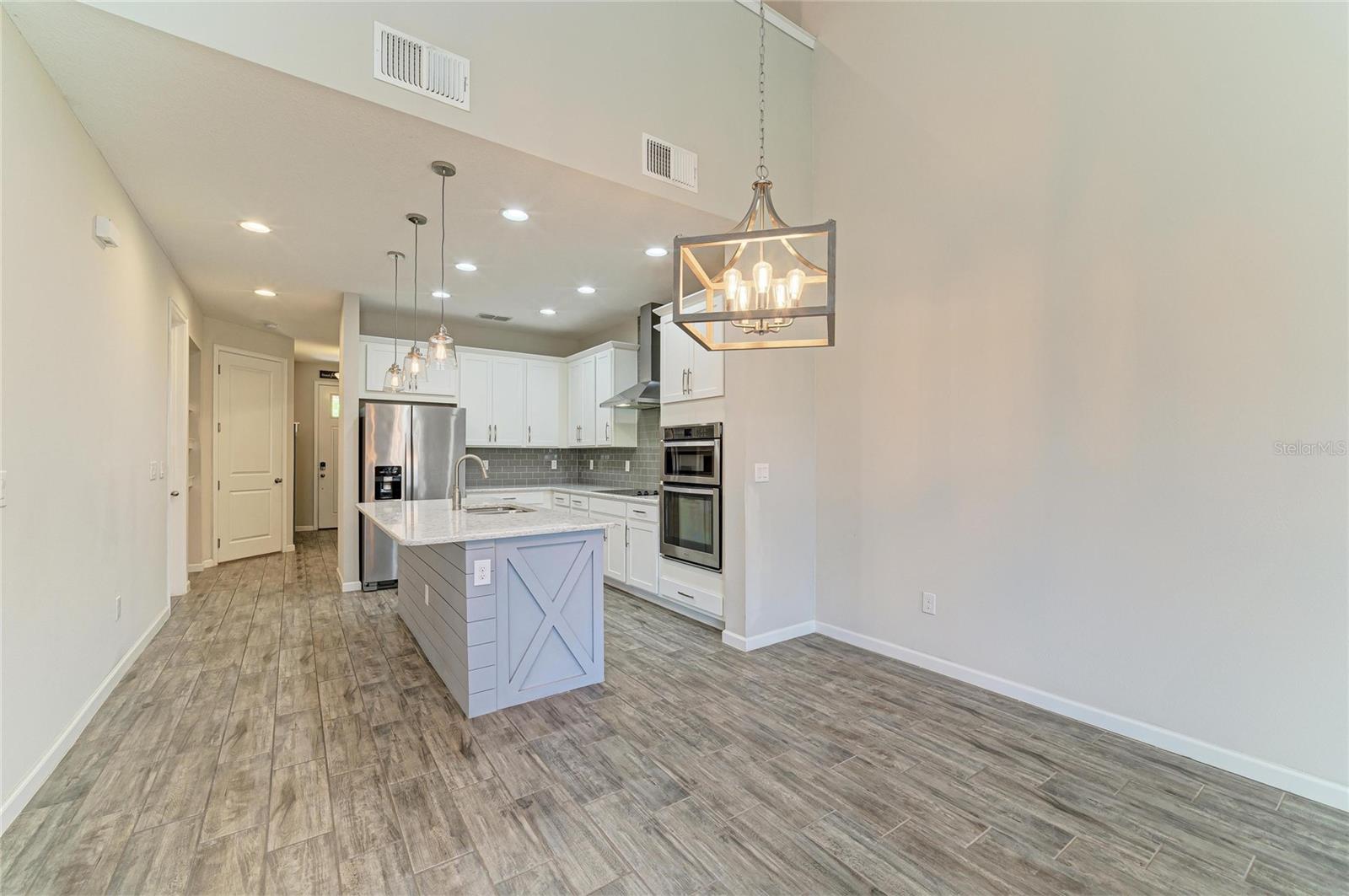 Image 14 of 50 For 11607 Brookside Drive
