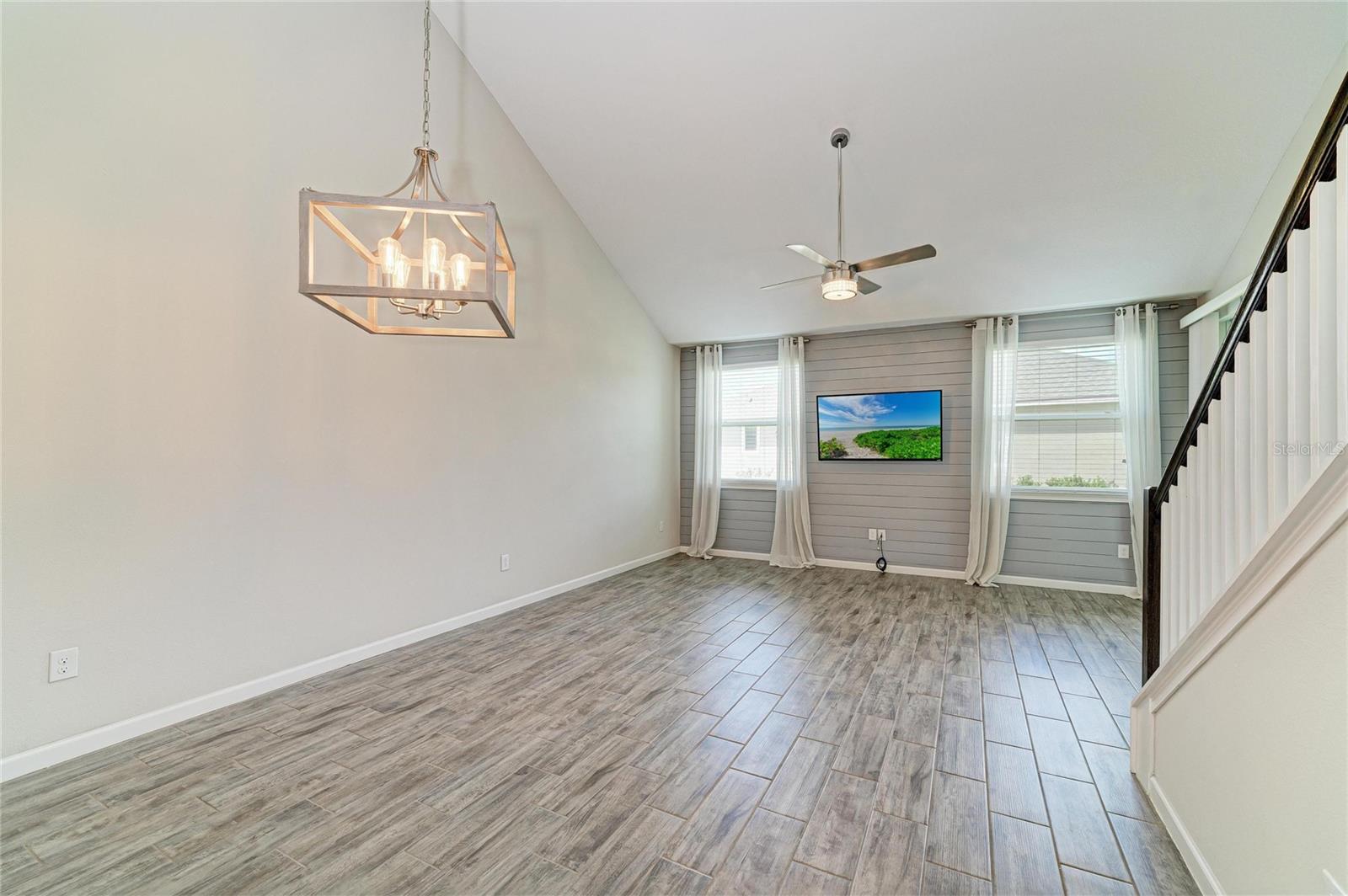 Image 15 of 50 For 11607 Brookside Drive