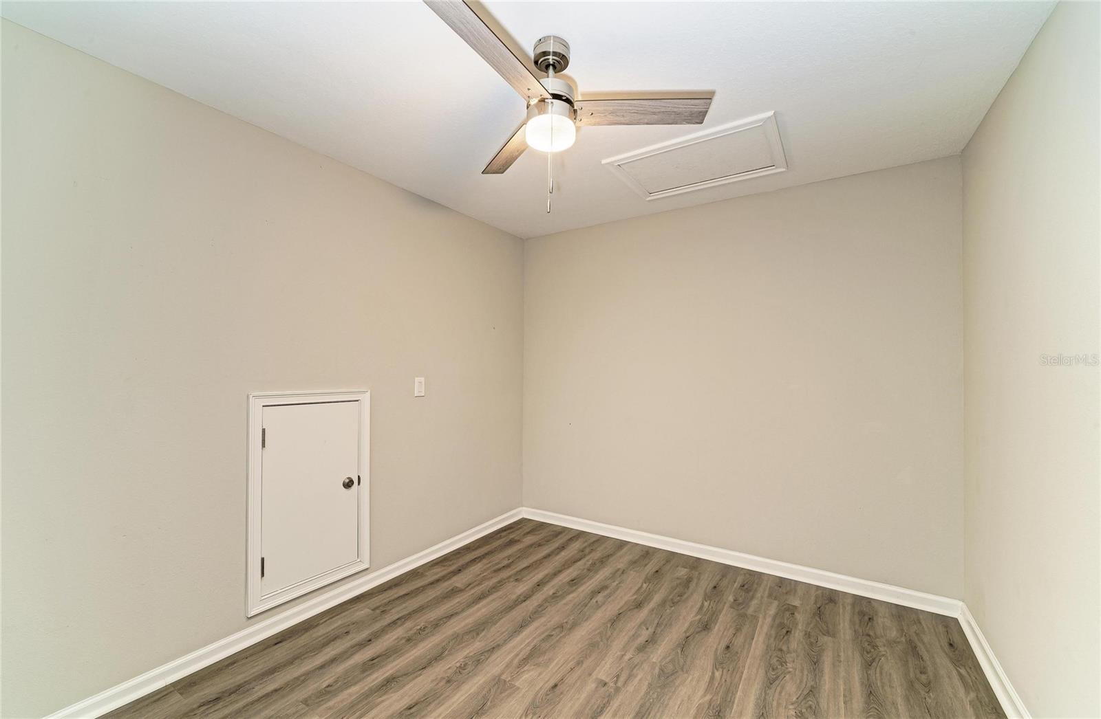 Image 32 of 50 For 11607 Brookside Drive