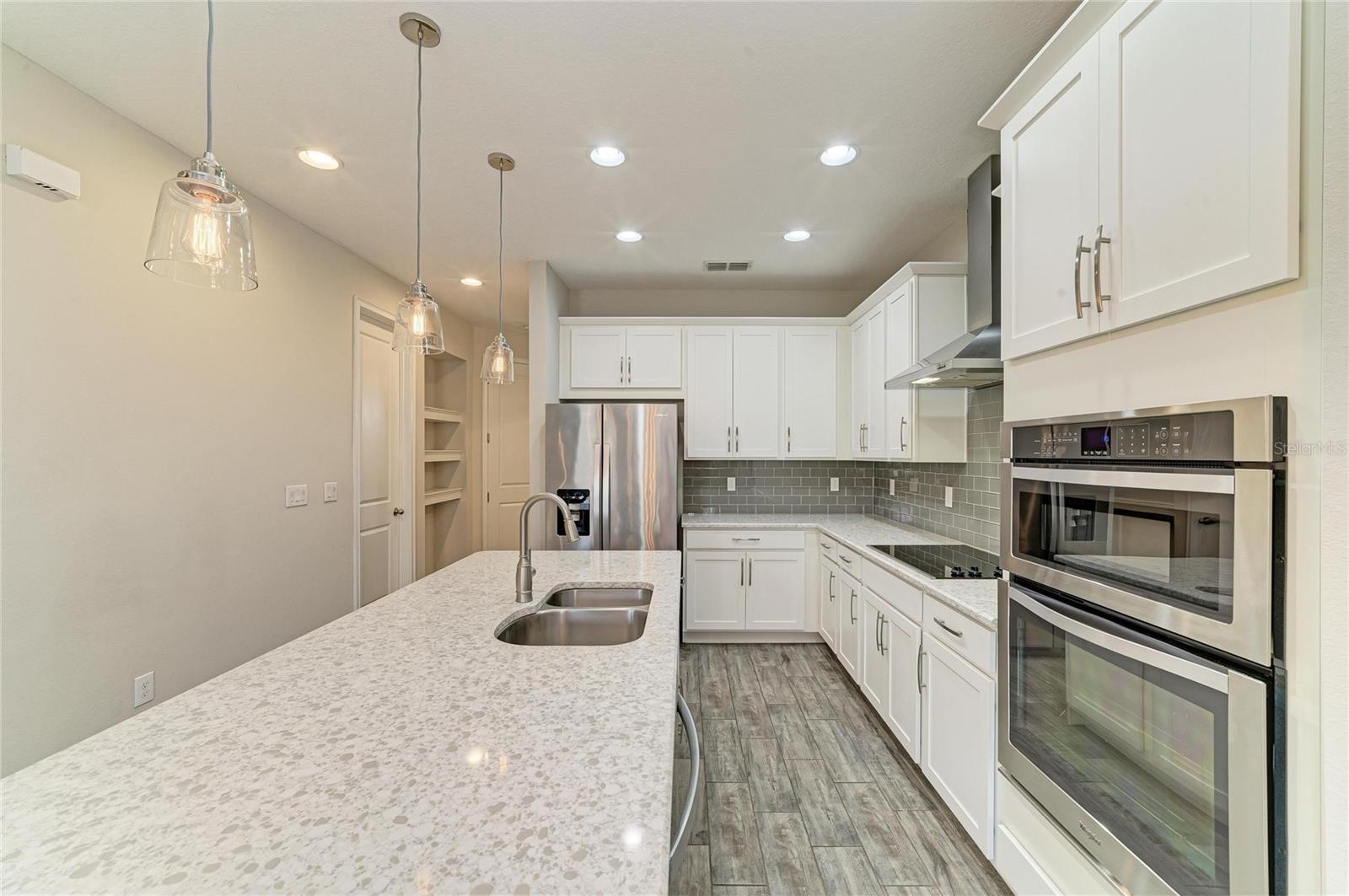 Image 7 of 50 For 11607 Brookside Drive